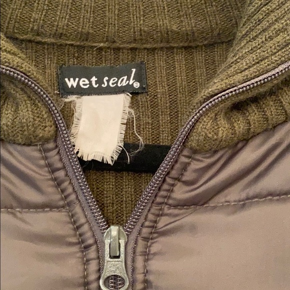 Wet seal jacket - Picture 2 of 4